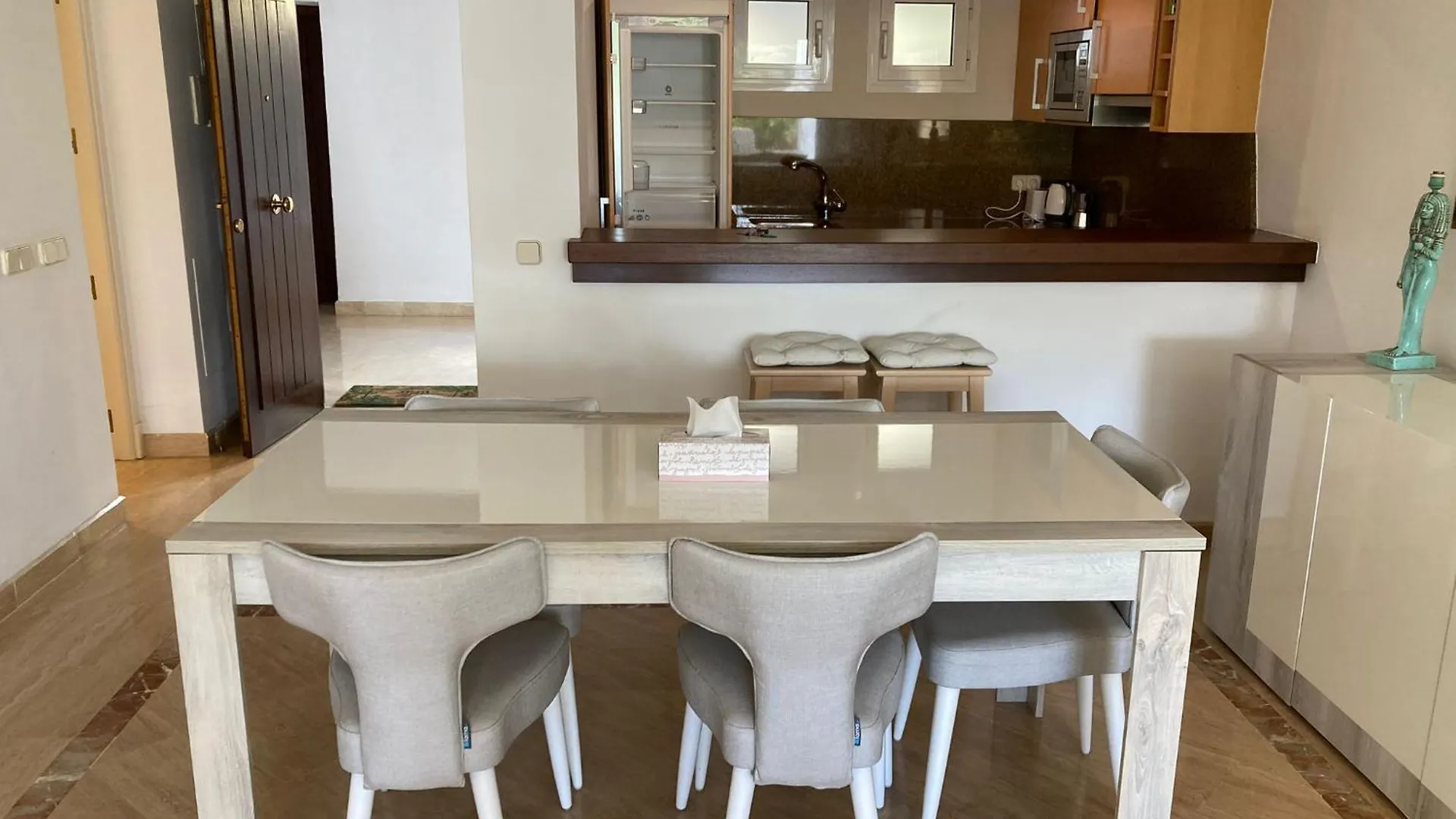 Suite F Down Incosol Rio Real מארבלה ספרד